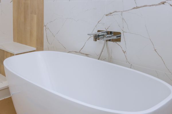 Bathtub Faucet Installation in Hamburg