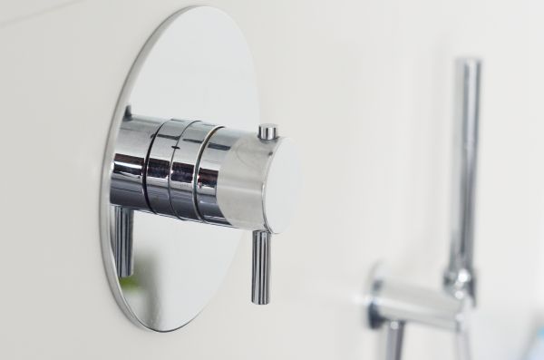 Cost of Shower Knob Replacement in Hamburg