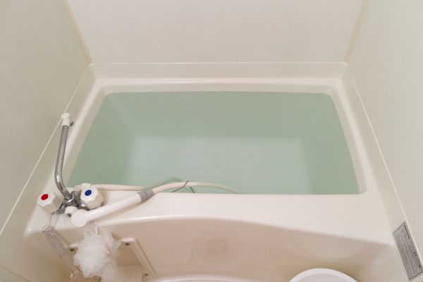 Cost of Bathtub Faucet Replacement in Hamburg