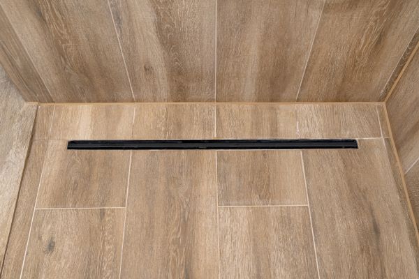 Linear Drain Installation in Hamburg