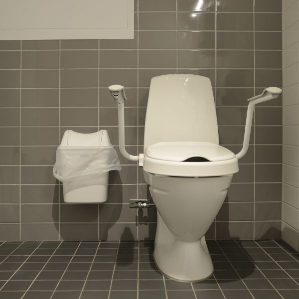 Commercial Toilet Repair in Hamburg